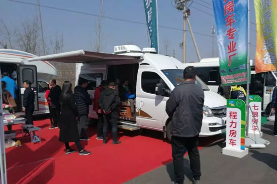 程力旅居车领衔亚洲房车展惊艳客户 大放异彩