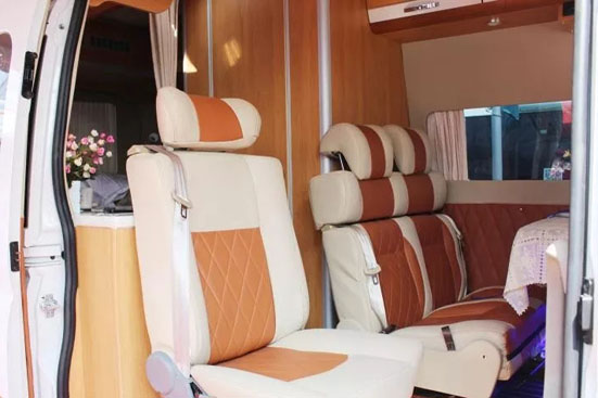 程力旅居车领衔亚洲房车展惊艳客户 大放异彩