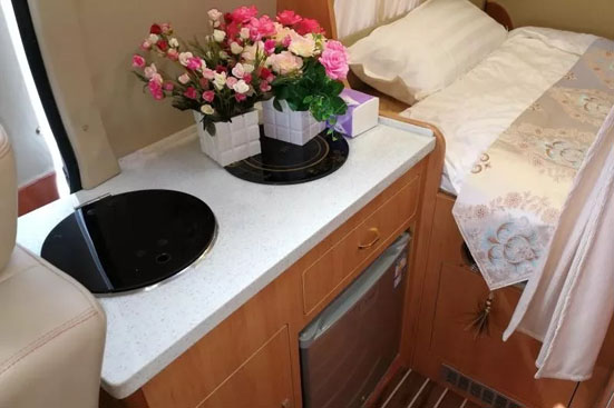 程力旅居车领衔亚洲房车展惊艳客户 大放异彩