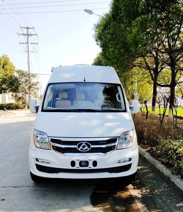 大通B型房车可睡6人 现优惠促销 车友福利!