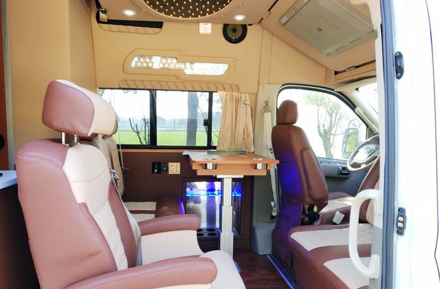 大通B型房车可睡6人 现优惠促销 车友福利!