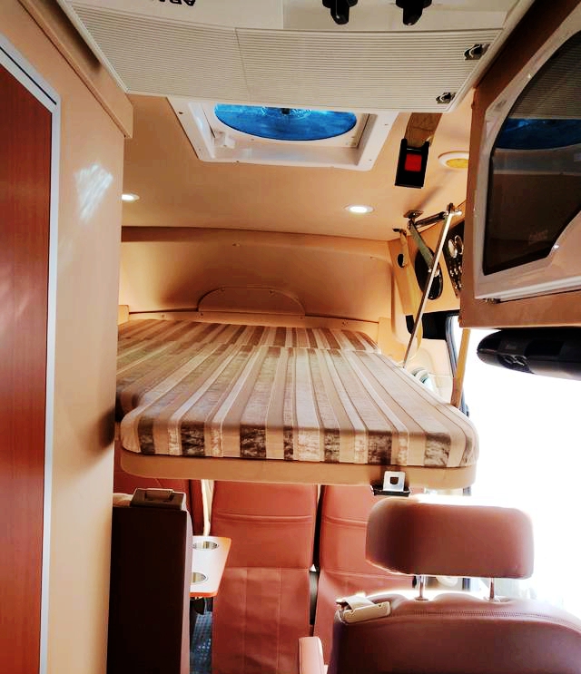 大通B型房车可睡6人 现优惠促销 车友福利!