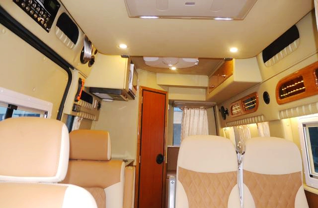 低调商务B型房车大通V80，适合长途自驾游！