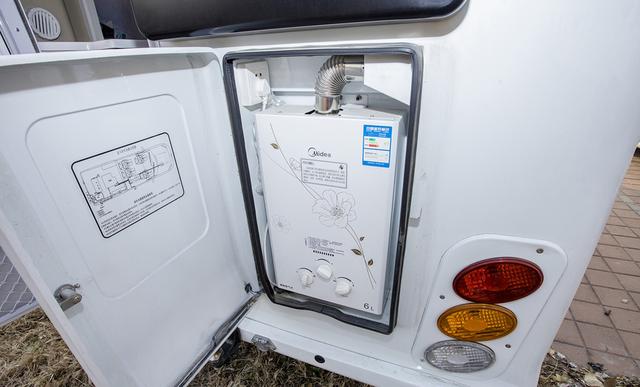 "限高" 不存在的！我可是升降顶，全时四驱房车