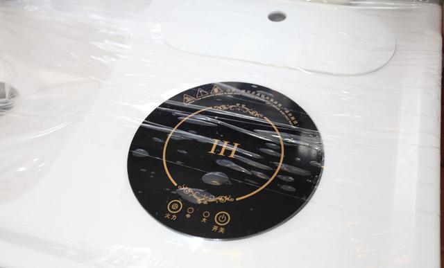 "限高" 不存在的！我可是升降顶，全时四驱房车