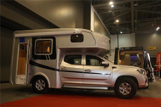 基于大通T60的皮卡硬顶旅居车，越野没说的