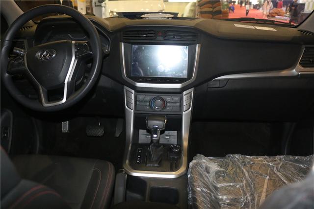 基于大通T60的皮卡硬顶旅居车，越野没说的