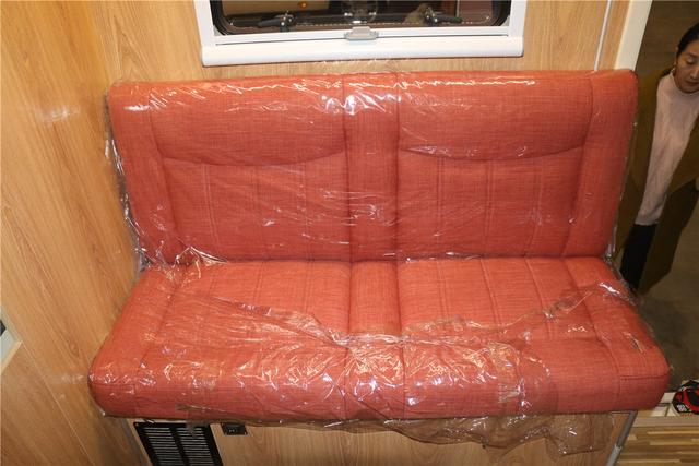 基于大通T60的皮卡硬顶旅居车，越野没说的