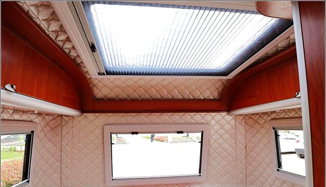 B型和C型房车贵 或许小型拖挂房车是个不错的选择