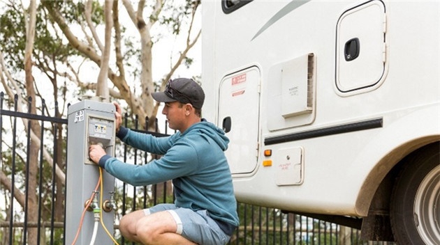 房车上的常见疑惑之"水、电、煤气"知识整理