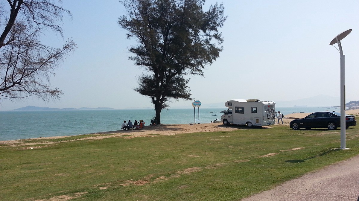 开房车去欧洲自驾游要小心 车内吸烟可能分分钟被罚款