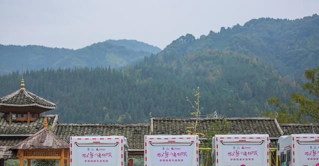 理想的旅行方式 开着房车去体验侗族人家的生活