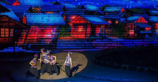 理想的旅行方式 开着房车去体验侗族人家的生活