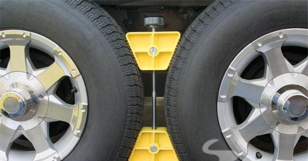 拖挂式房车选择正确的"轮挡"很有要