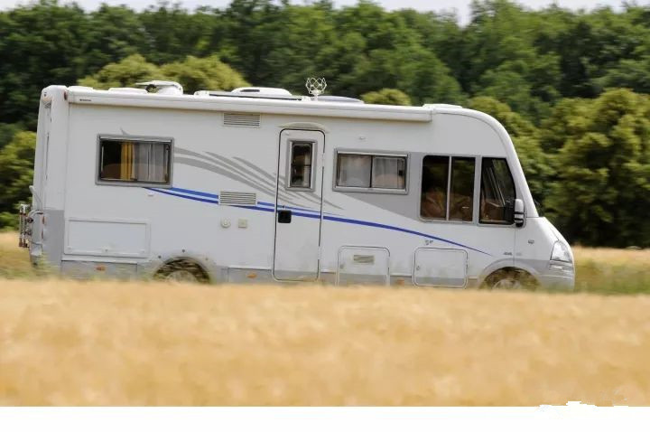 房车野外露营,露营位置选择7大要素