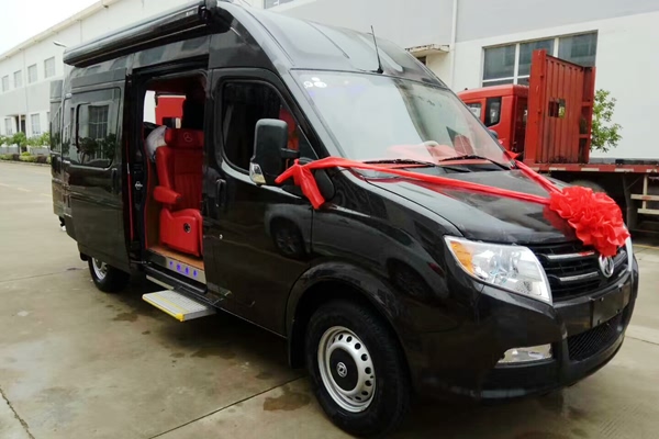 十一黄金假期，有房车快乐相伴