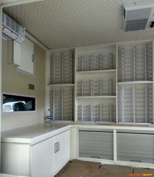 流动眼镜验光房车还你眼前一片明亮