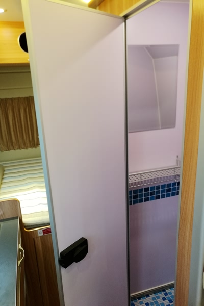 行走的歌儿开启房车旅行梦