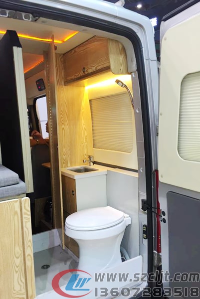 面包车改装成房车能上路吗?