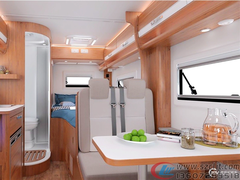 你不知道的秘密，C型房车驾驶室顶部另有乾坤