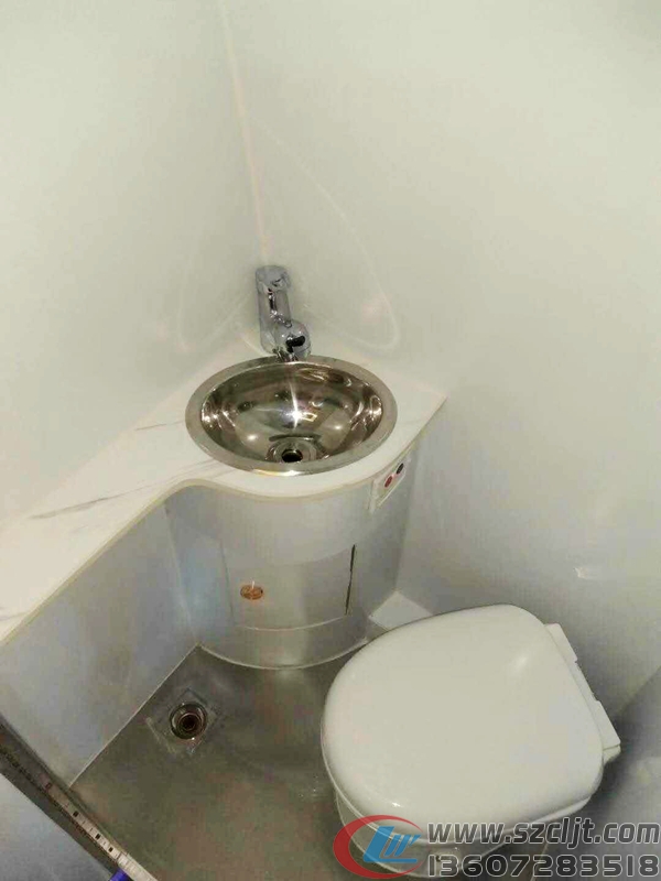 关于房车要不要装厕所的两种说法,你怎么看